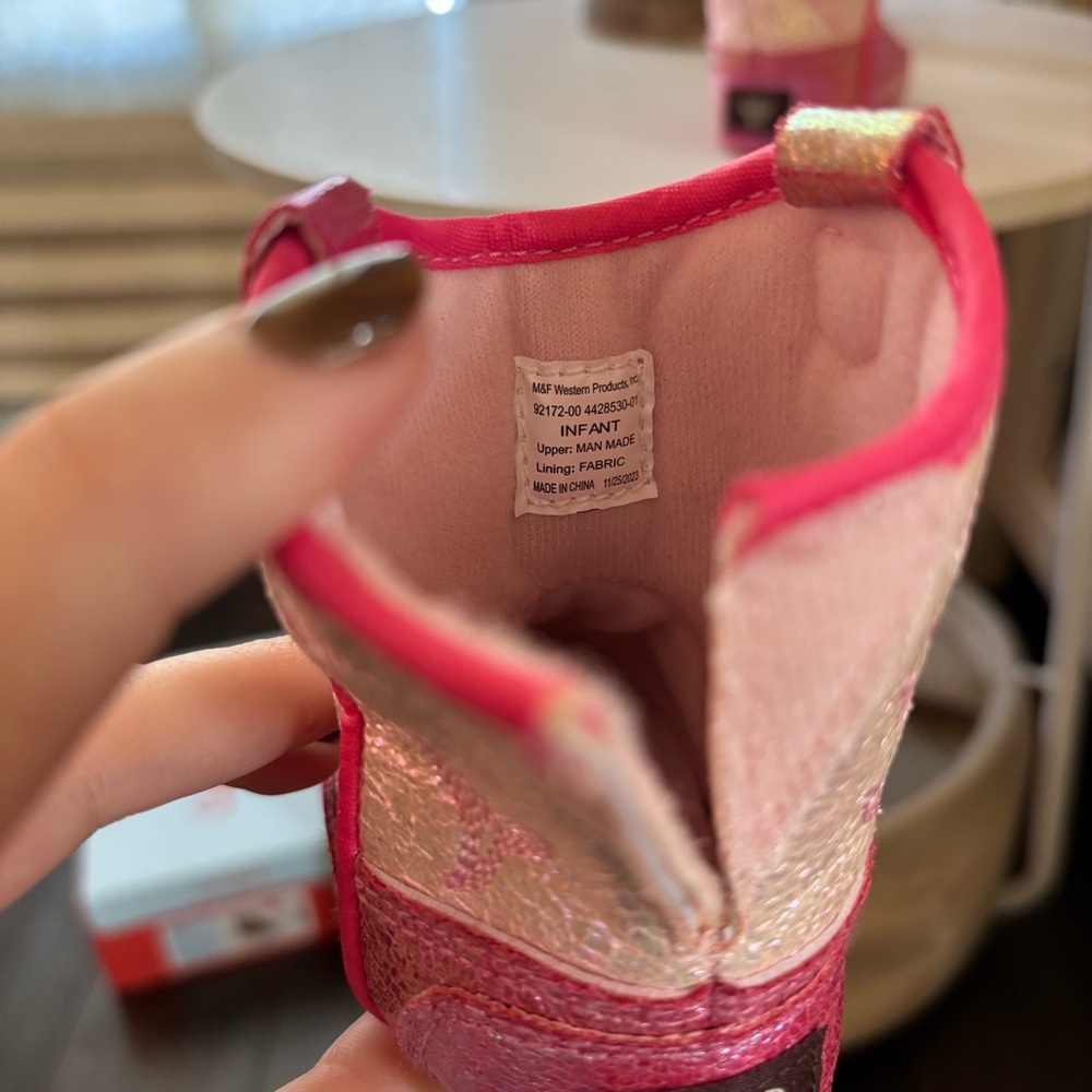 Twister, pink infant baby boots - Picture 5 of 5